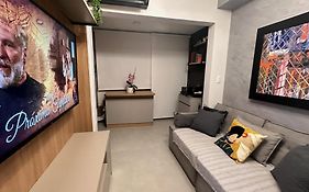 Studio em frente ao Shopping Eldorado Completo